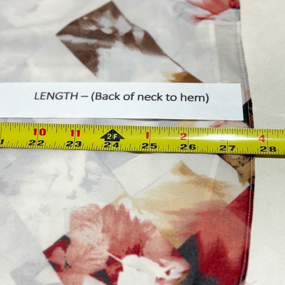 White House Black Market Women Long Split Sleeve Blouse Sz 12 Romantic Date - Picture 9 of 13